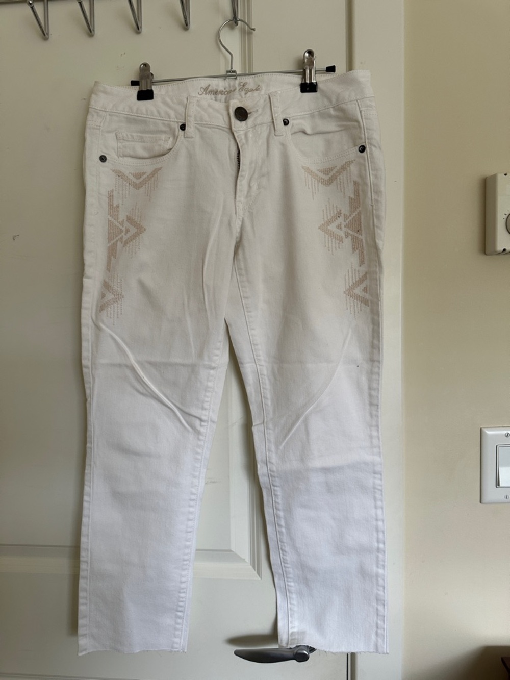 American Eagle Outfitters White Jeans with Beige Embellishment